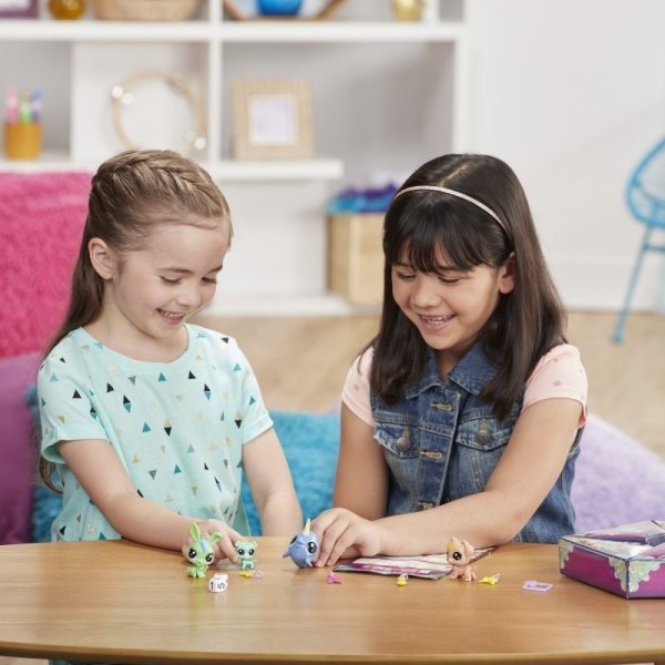 Littlest Pet Shop Şanslı Minişler Şans Ekibi 4'Lü Sürpriz Paket