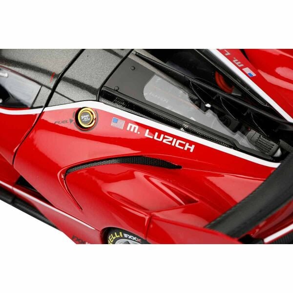 Ferrari Signature Series FXX K Evo Model Araba 1:18