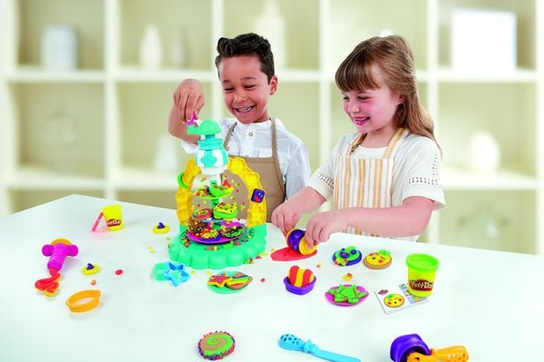 Play-Doh Kurabiye Fabrikası