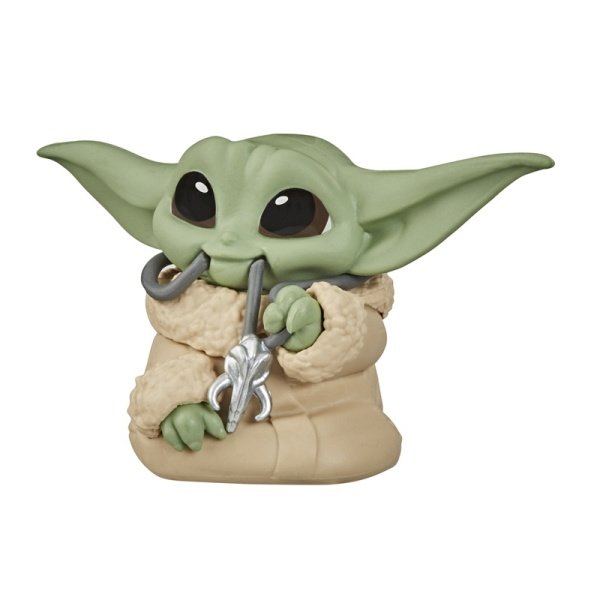 Star Wars The Child The Bounty Collection Mini Figür - Mandalorian Kolyesiyle Duruşu