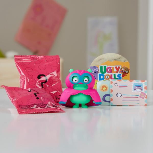 UglyDolls Sürpriz Kostümlü Figür - Pankek Şampiyonu Jeero