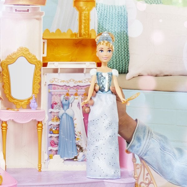 Disney Prenses Büyük Festival Sarayı